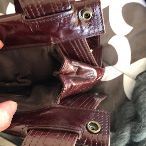 Della Shoulder Bag - Picture 13 of 13